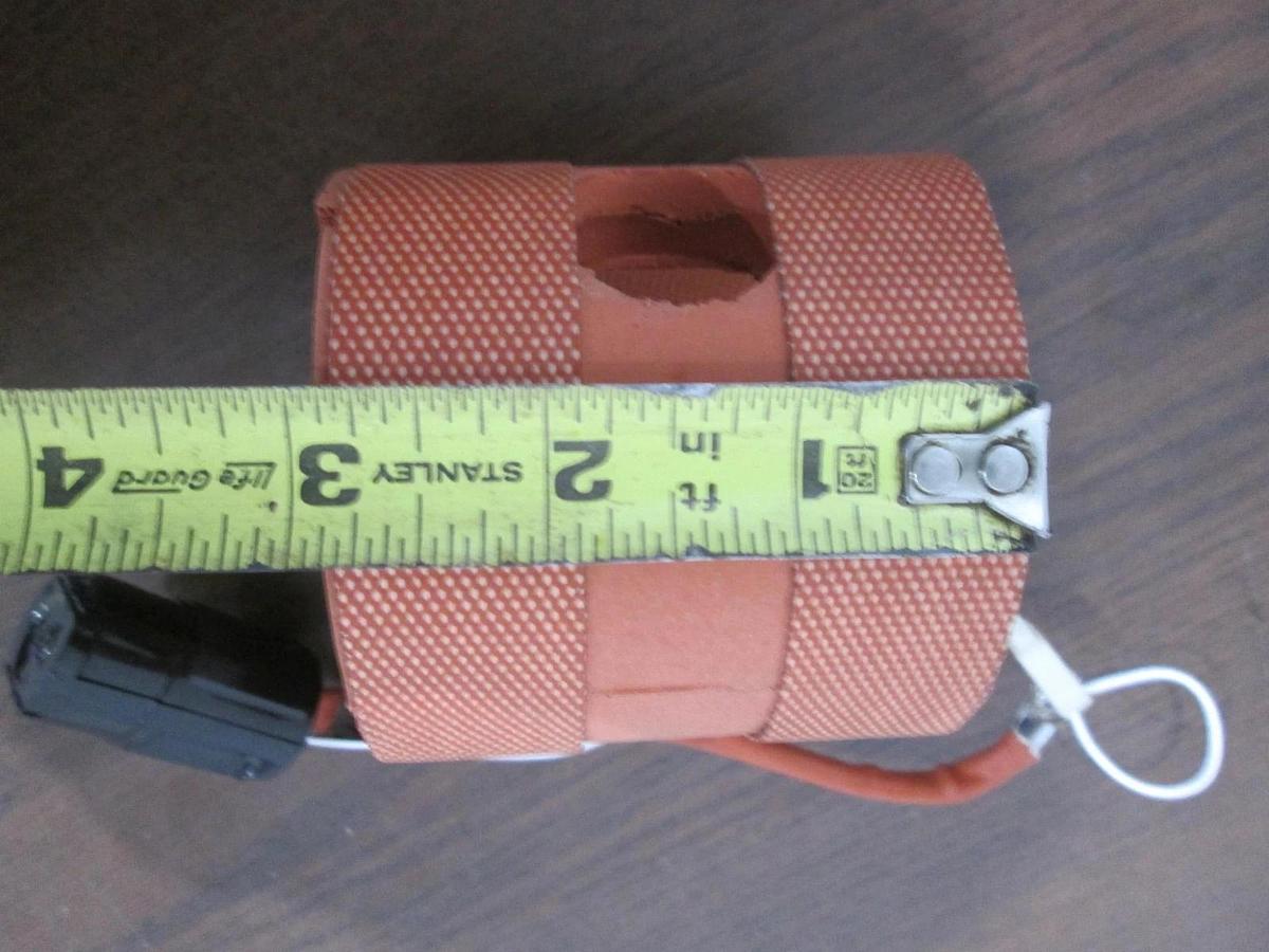 Used MKS, HPS Division, 9520-0001, Heater Jacket, 100V, 22W, .22A, 50/60Hz, Used
