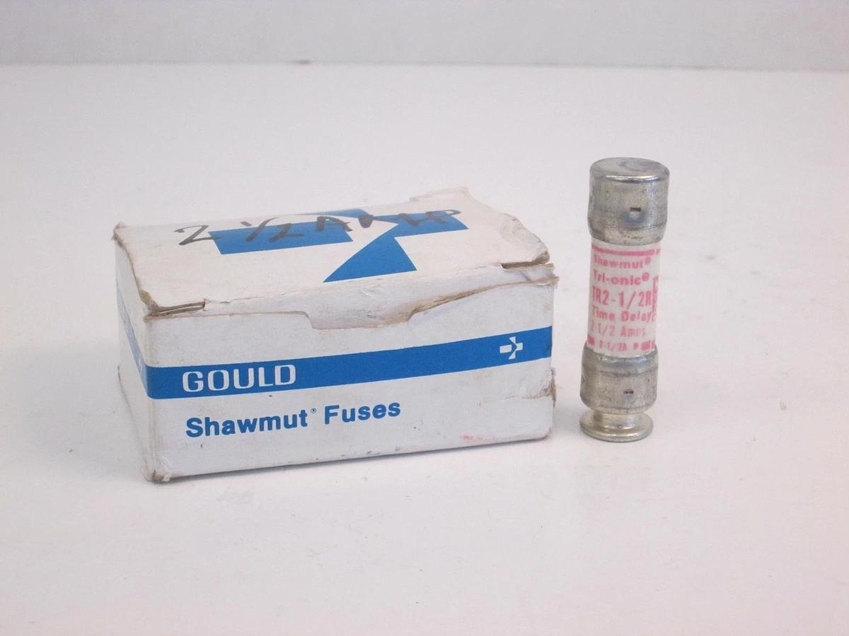 Used Shawmut Tri-onic TR2-1/2R Fuse 2-1/2A, Lot of 9
