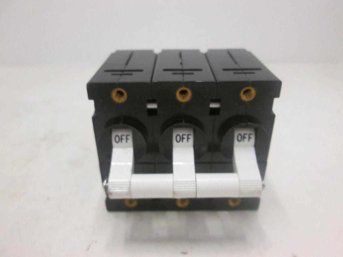 Carling Switch, AA3-B0-24-620-381-C, 20 AMP CIRCUIT BREAKER 3P, New