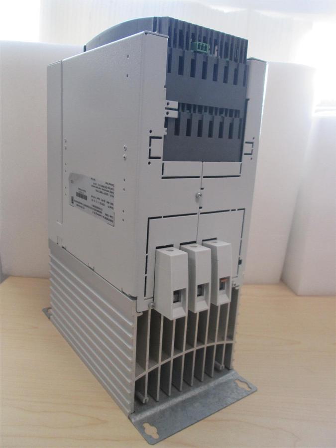 Used Eurotherm, 7200A, Smart Controller w/ Enclosure and Heat Sink, 100A/480V, Used