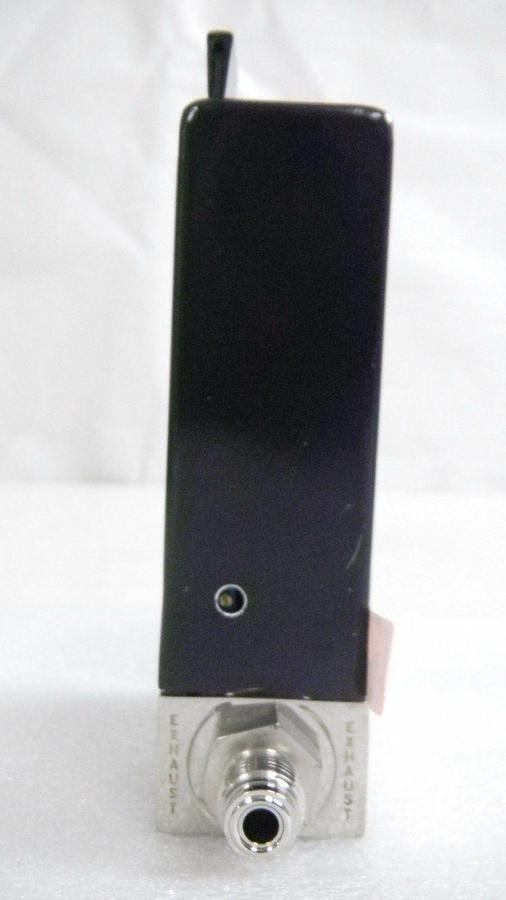 Used Unit UFC-1500A, Mass Flow Controller, Gas- CF4, Range- 200 SCCM, 1/4" M I/O
