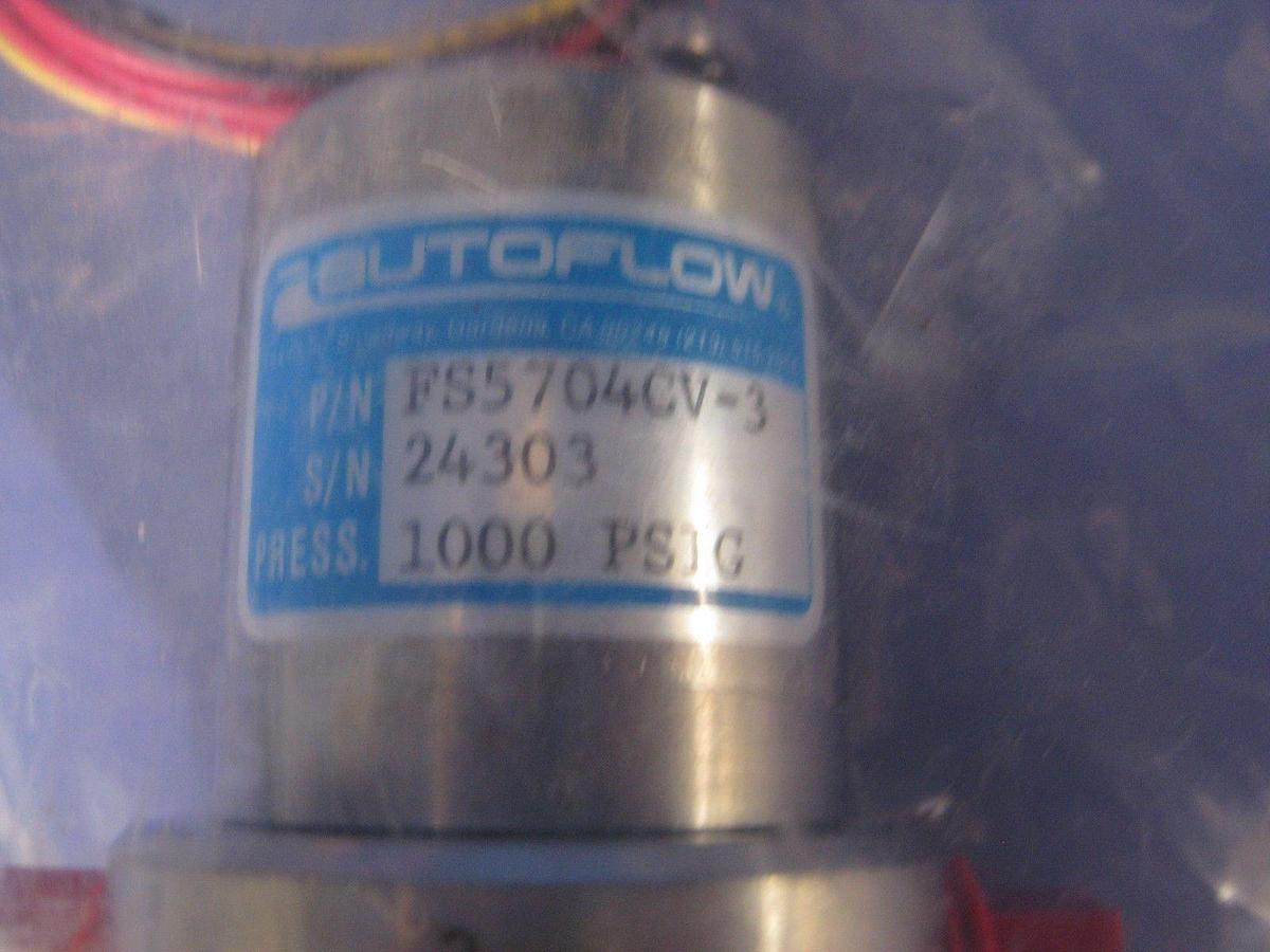 Used Autoflow FS5704CV-3 Adjustable Flow Switch for High Flow Liquid, Viton Seal, NEW