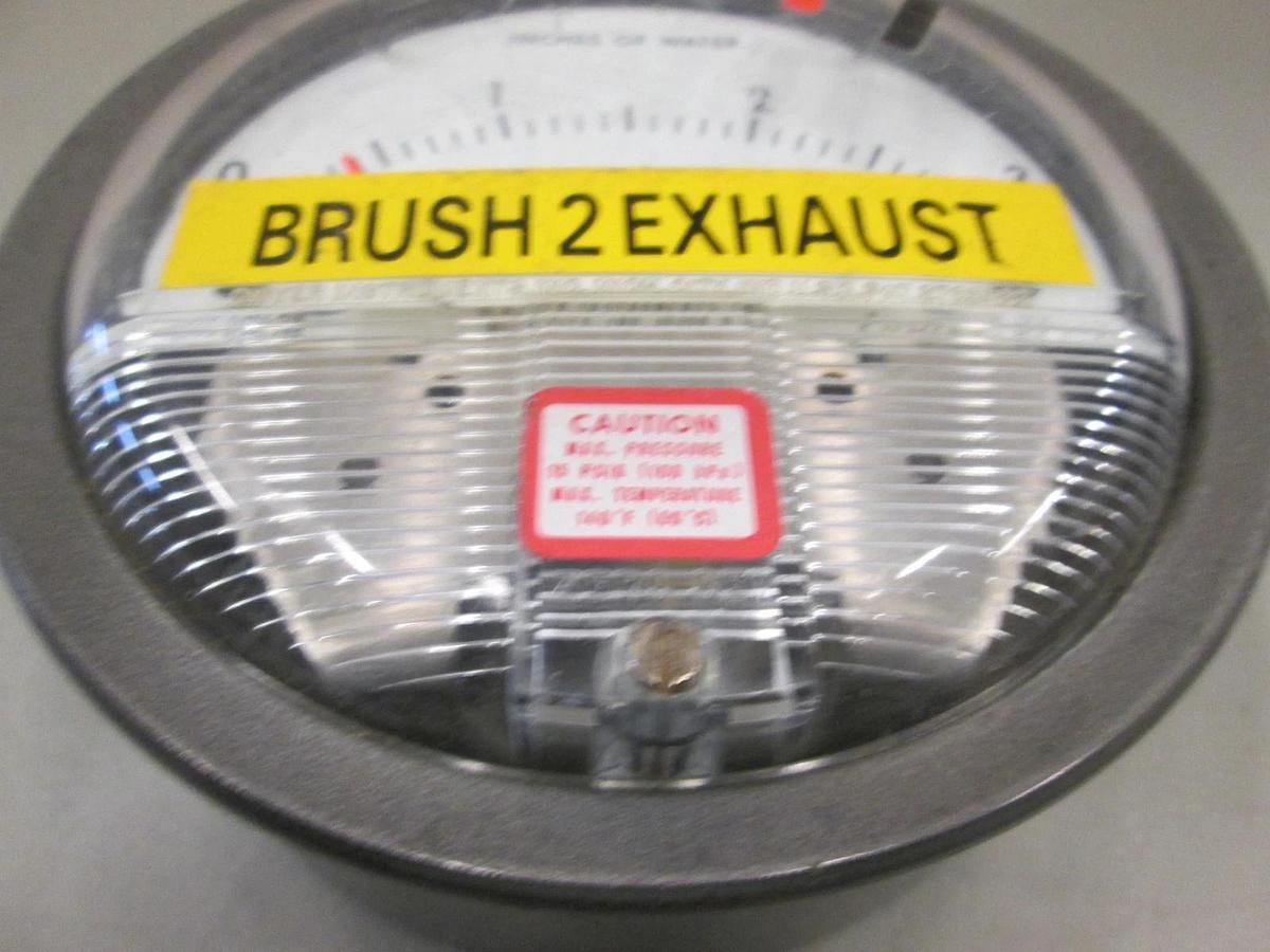 Used Dwyer, Magnehelic Pressure Gauge 0-3", 2003, Used
