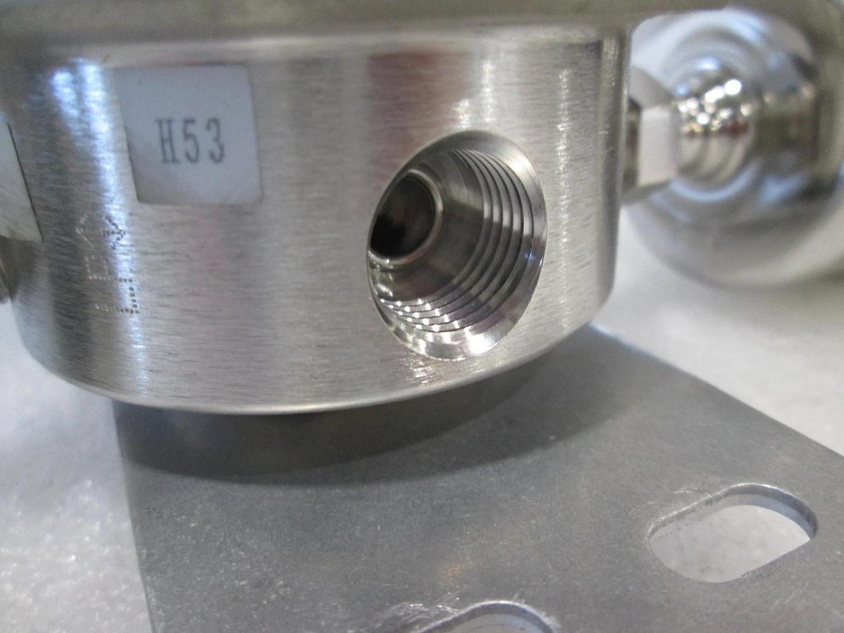 Used Parker Veriflo, HIR102S4PBXFSIIIIPM Gas Regulator Assy w/ Filter and Gauge, Used