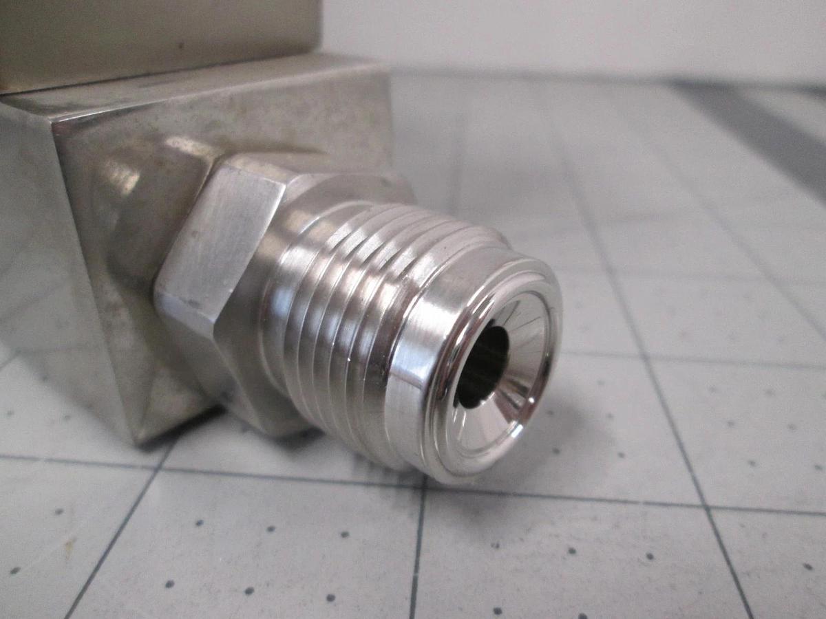 Unit, UFC-2020A, Ar, 30 SLM, Mass Flow Controller, Used