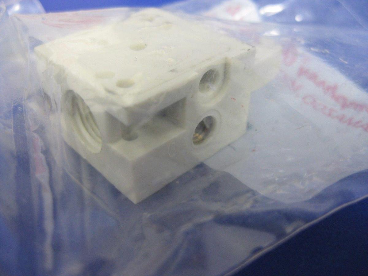 Used Humphrey Mini-Mizer Manifold Block DMZ1 - Box of 25, New
