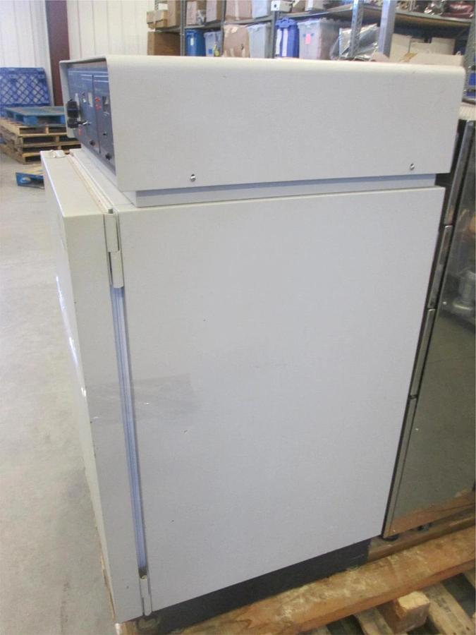 Used FORMA SCIENTIFIC, MODEL 3154, WATER JACKETED INCUBATOR, Used
