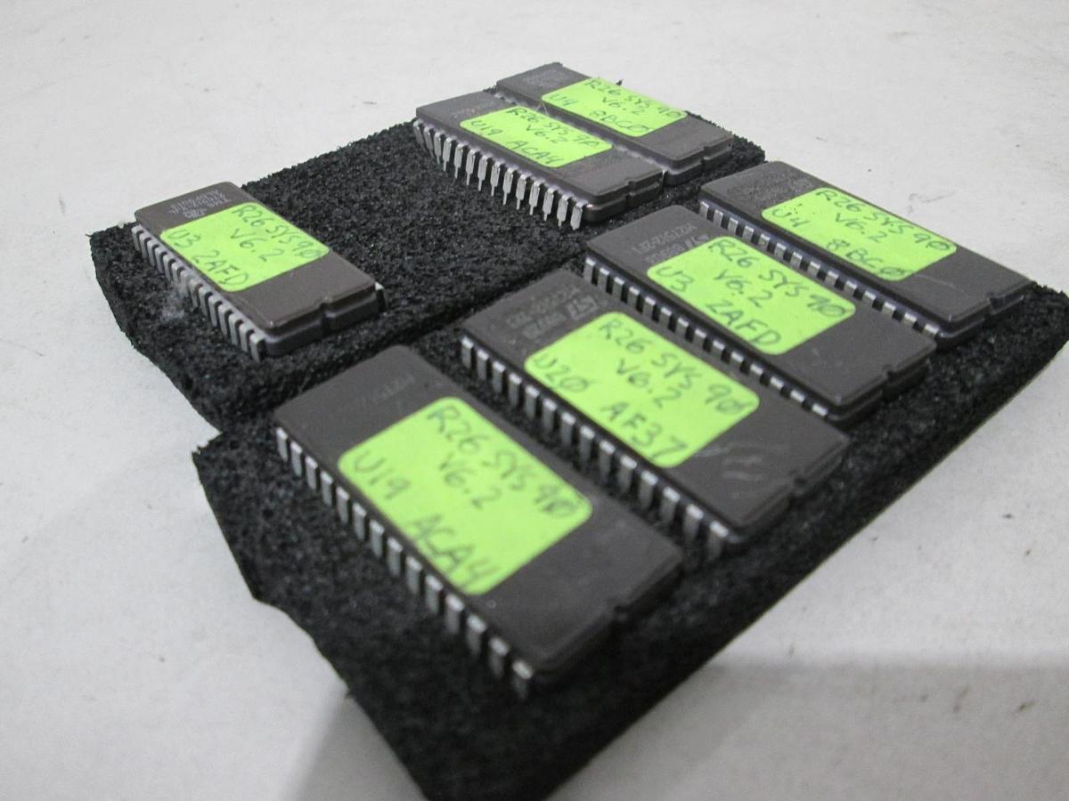Used Texas Instruments, R26 SYS 90 V6/2, M27512, Integrated Circuit, Used, Lot of 4