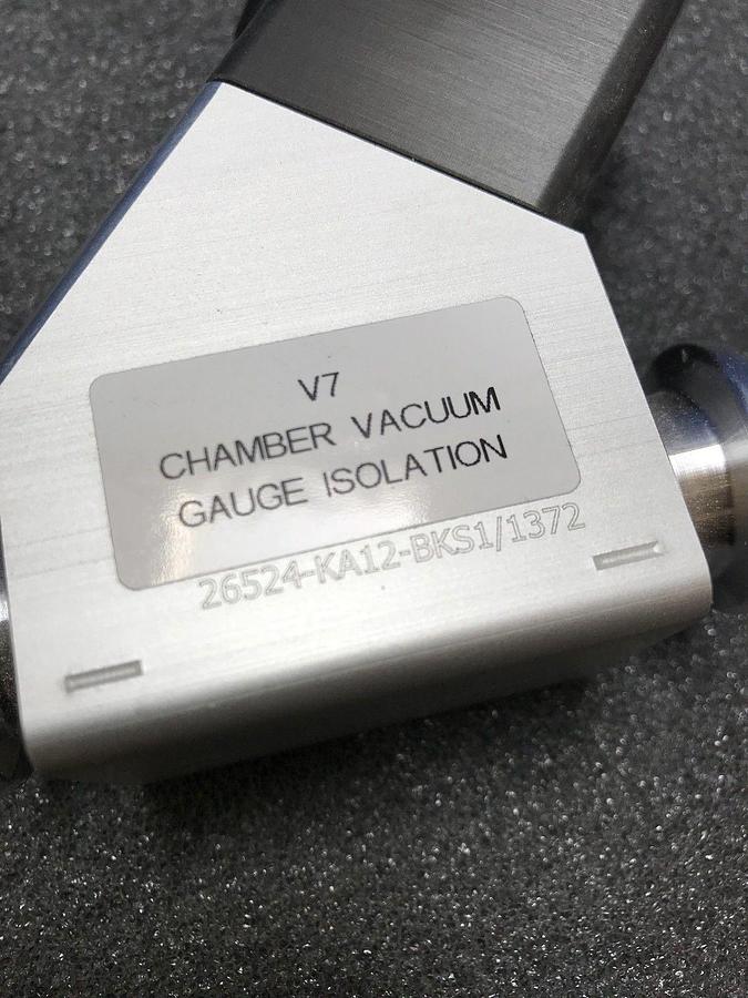 Used VAT 26524-KA11-BKS1 HV Inline Pneumatic Valve Assy w/ ISO-KF16 Pipe, Used