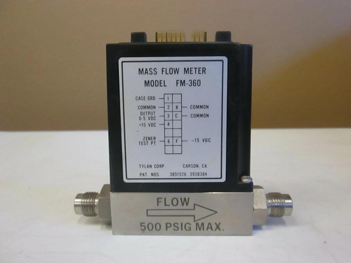 Used Tylan FM-360 Mass Flow Controller MFC, 5 SLPM, N2, 1/4" MVCR