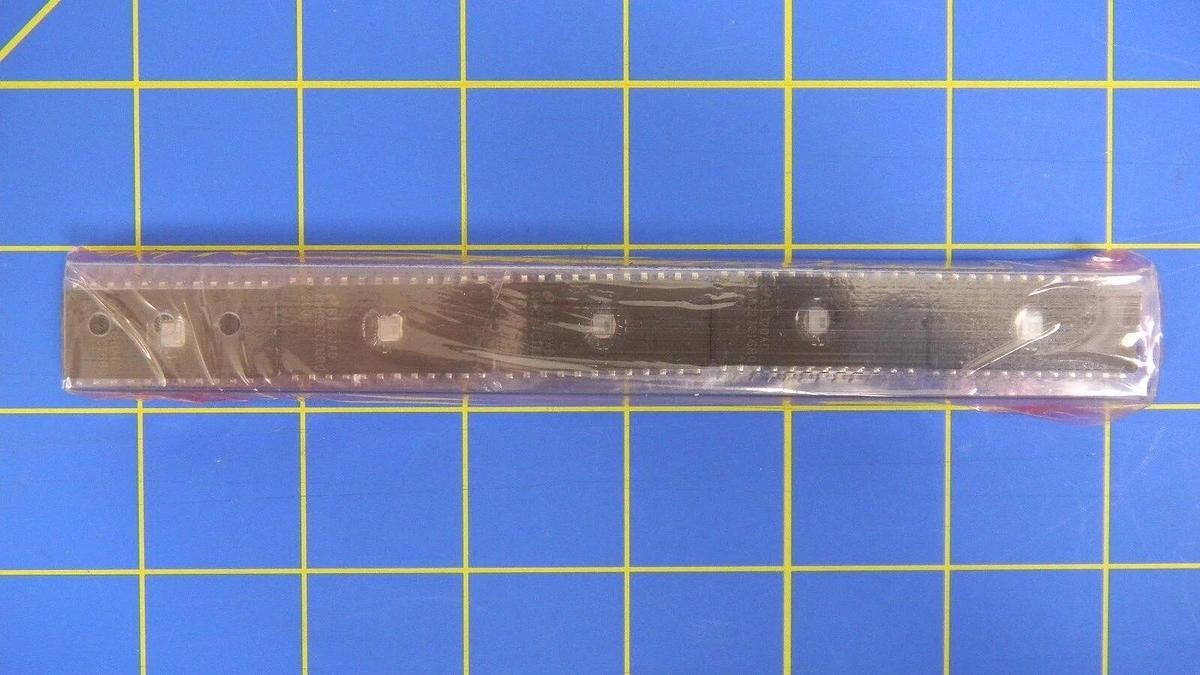 Used Fairchild NMC27C16BQ-200 CMOS, EPROM, Encapsulation, Lots of 5, New