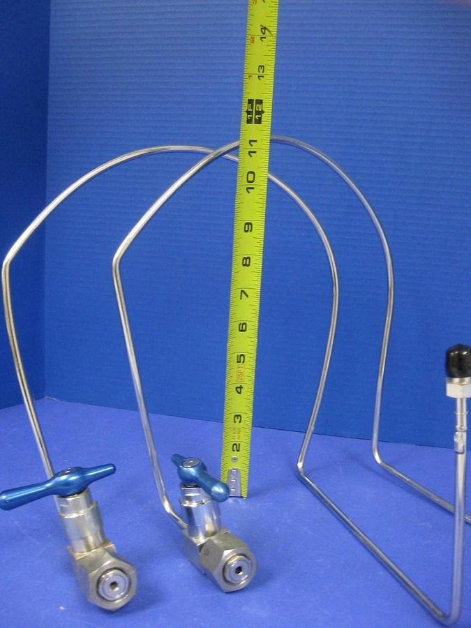 Used Semi-Gas Pigtail for High Purity Gas Panel: CGA 320 Bottle Fitting w/ Valve