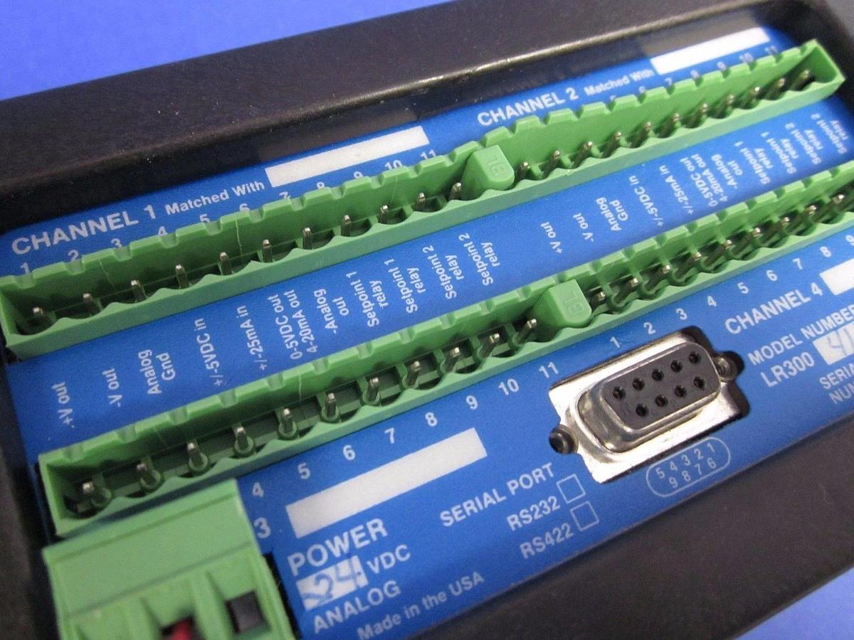 Used Span Instruments LR300 Multi-Channel Controller Display, transducer display unit