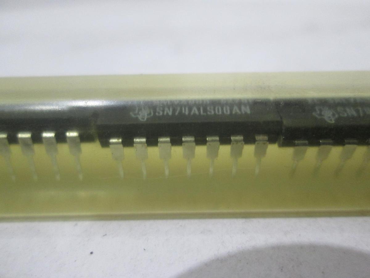 Used Texas Instruments, SN74ALS00AN, Integrated Circuit, New, Lot of 20