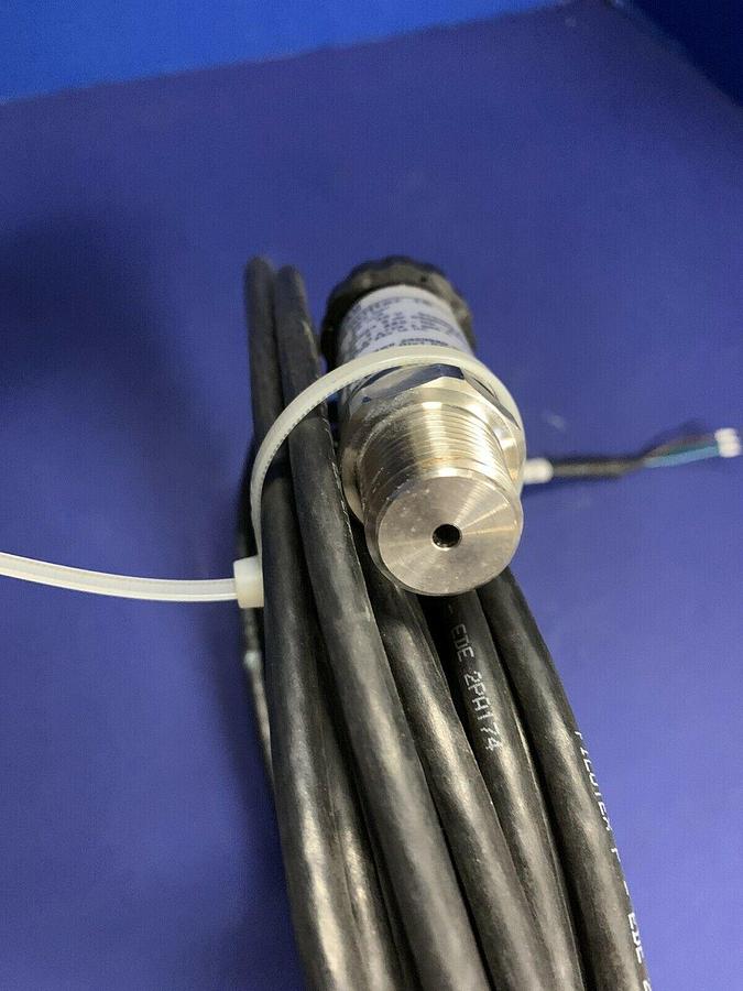 Used WIKA IS-20-S Pressure Transmitter with Cable  0-250 BAR,  20MA, 10-30 VDC, Used