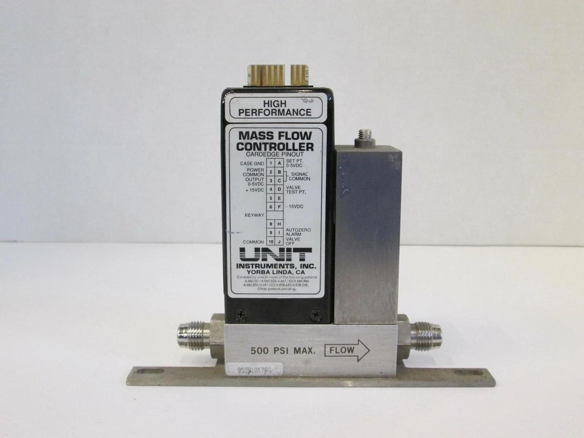 Used Unit UFC-1100A Mass Flow Controller MFC, O2, 10 SLPM, 1/4" Male