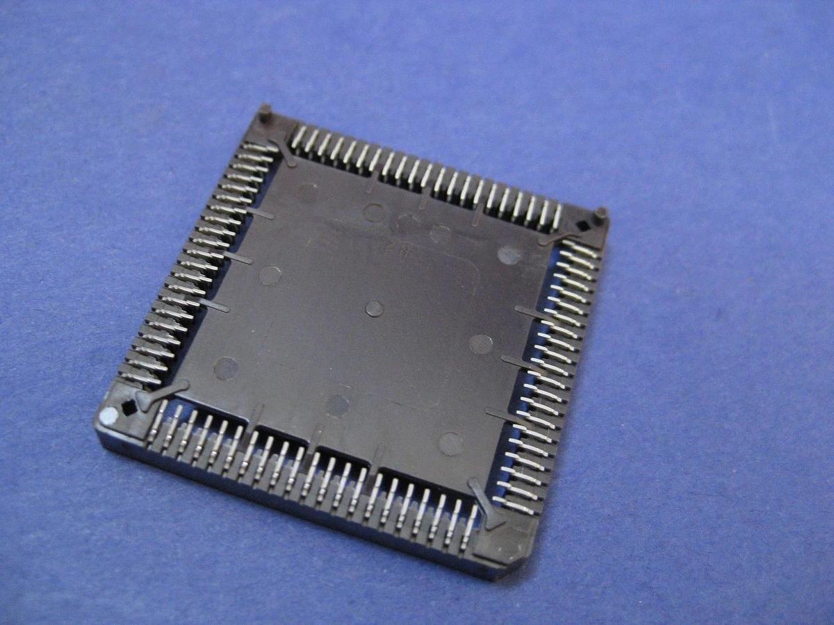 822282-1 AMP Connector - SKT, PLCC SMT LIF- 84 Position, Lot of 48