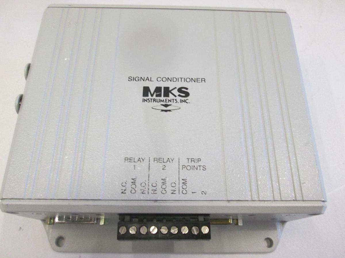 Used MKS Instruments, 621B02TBFH, 2 TORR, Signal Conditioner, Used