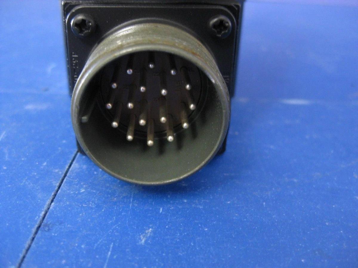 Used YASKAWA USAREM-02DE2X AC Servo Motor, 3000 RPM, 200W, Used