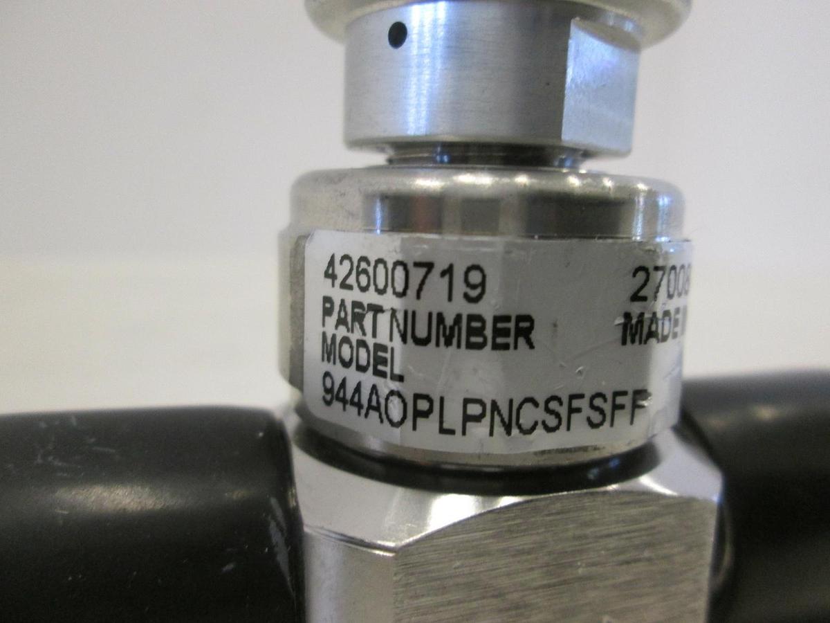 Used Veriflo, 944AOPLPNCSFSFF, Diaphragm Valve, 1/4 FVCR, Used