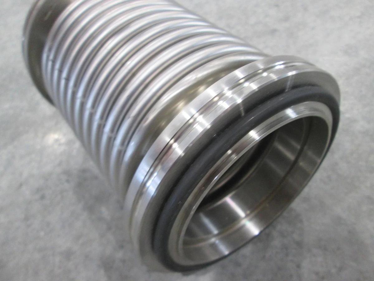 Used Stainless Steel Formed Bellows Vacuum Pipe / Hose, 6"L, 107MM Flange, Used