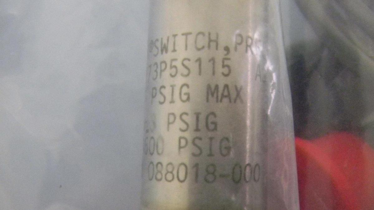 Used ITT Neo Dynamics 98087-173P5S115 Pressure Switch, Proof: 4500PSIG, Lot of 2