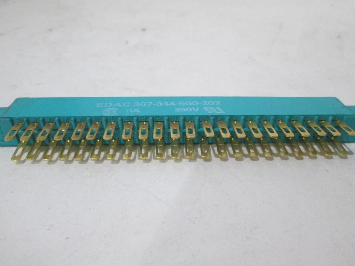 Used EDAC, 307-044-500-202, 44 Pin, PCB Connector, Used