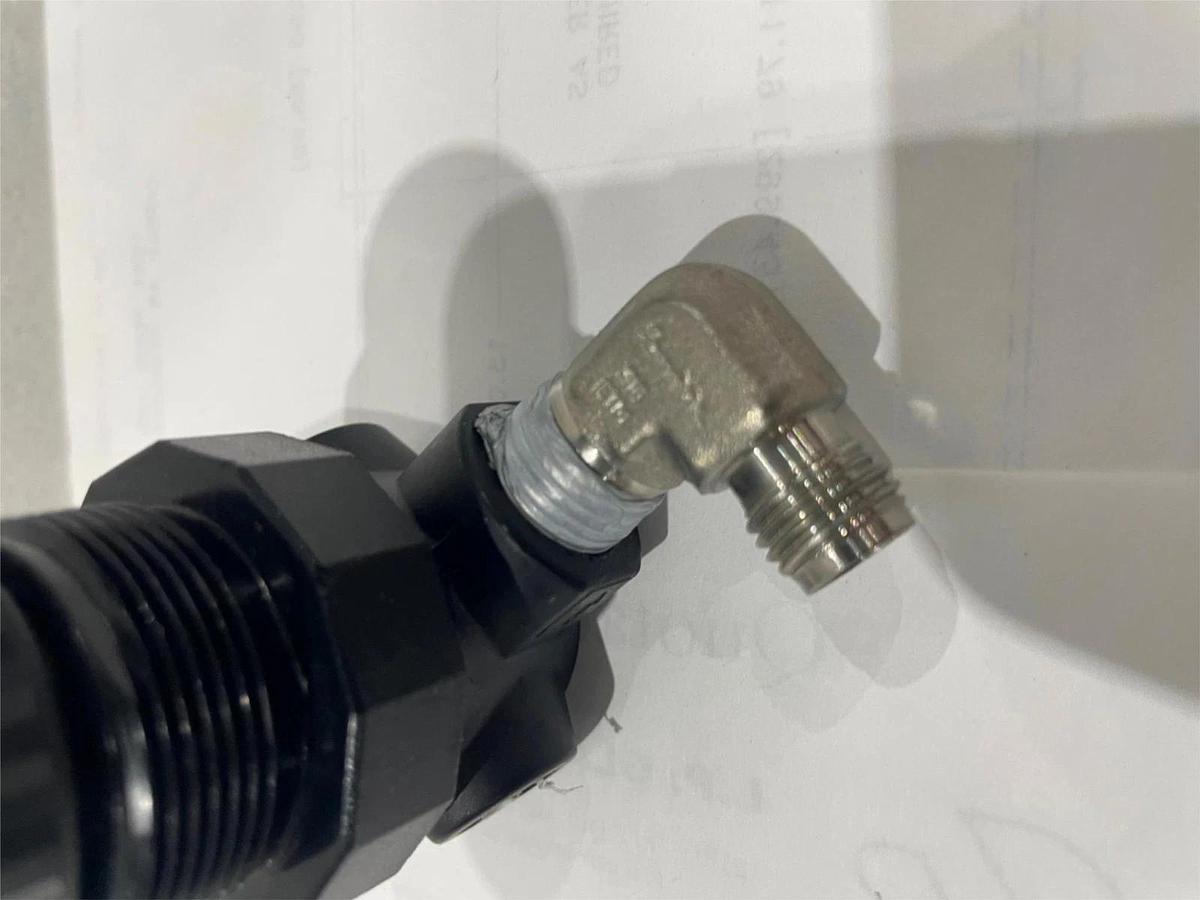 Used Dixon, R07-200R, 300 PSIG, Regulator, Used