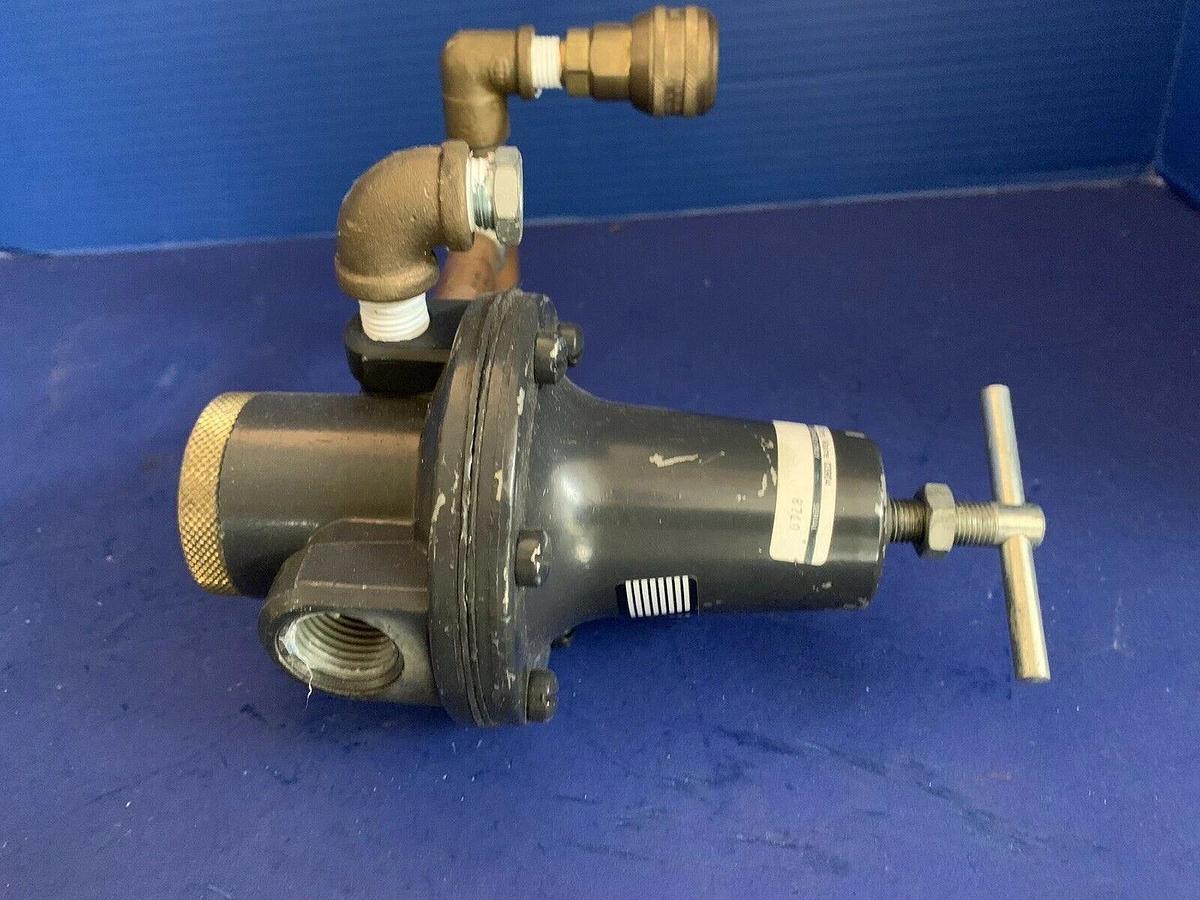 Used Watts R119-04C Air Regulator Assy w/ Hanson 3000 Push-Tite Coupling, Used