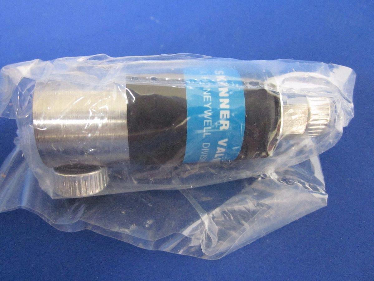 SKINNER B11RX18N Solenoid Valve, 2 Way, 24 VDC, Cleaned for O2, New