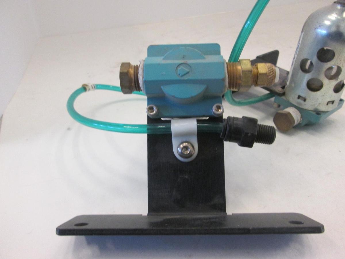 Used Wilkerson, Filter Regulator w/ Bracket, F00-02-B00, Used, Lot of 2