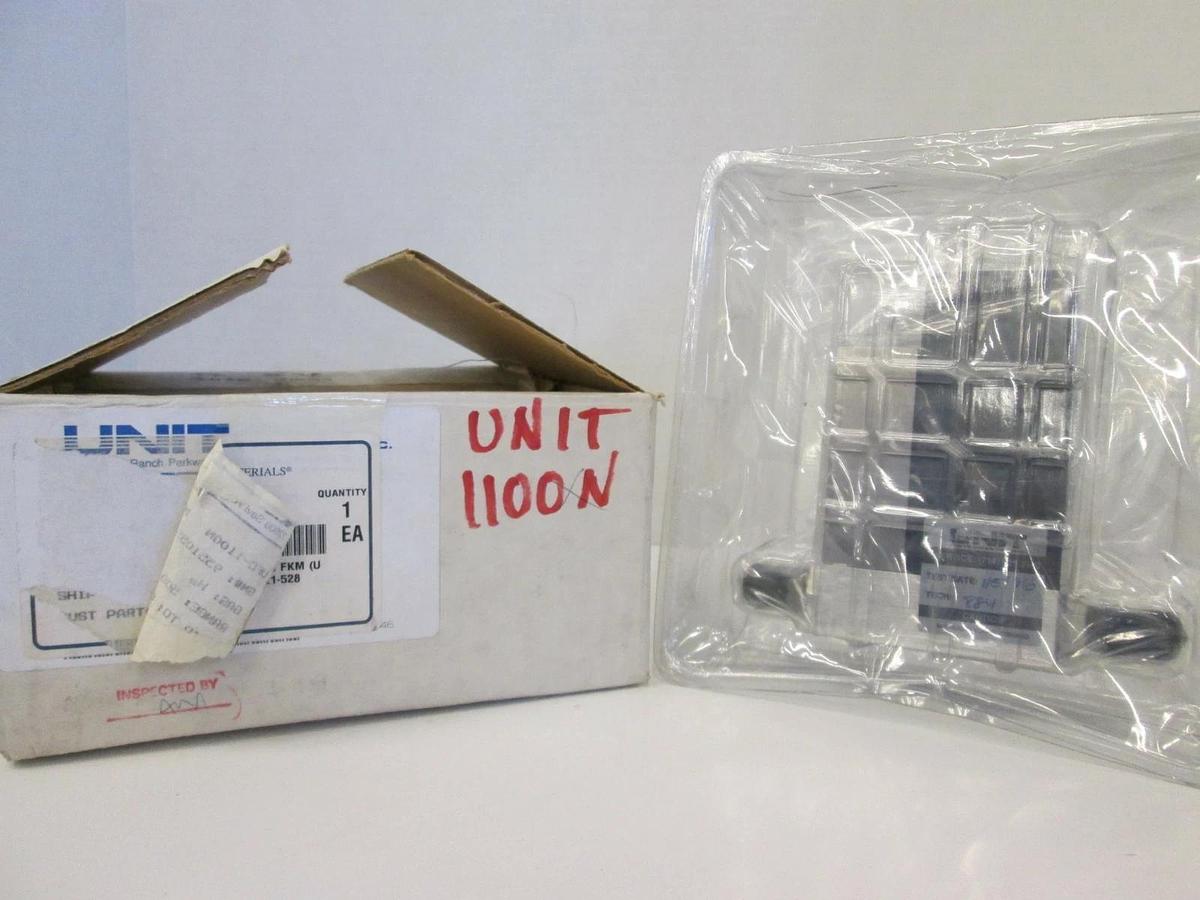 Used Unit UFC-1100N Mass Flow Controller, H2, 500 SCCM
