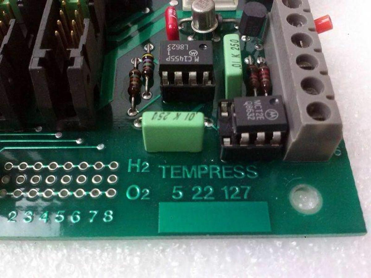 Used Tempress 522127 Gas Interconnect Board Part No 7.01.104, DPC diffusion furnace