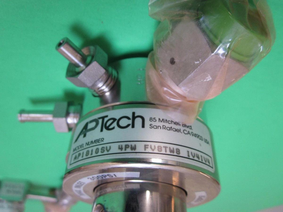 High Purity Gas Stick 12-1/2" Face to Face 1/2"F-VCR Aptech AP1810 Regulator NEW