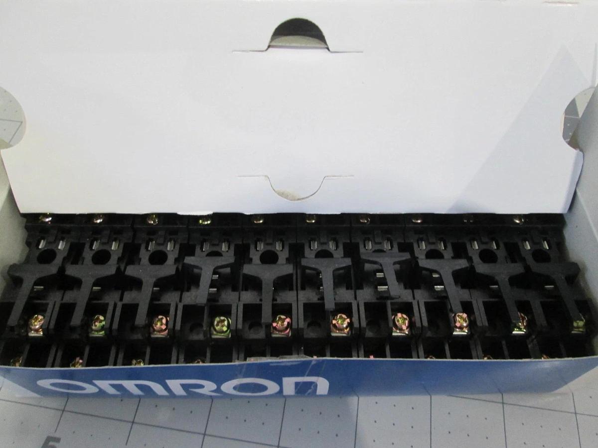 Omron, P2RF-05, Connecting Socket, New, Lot of 10