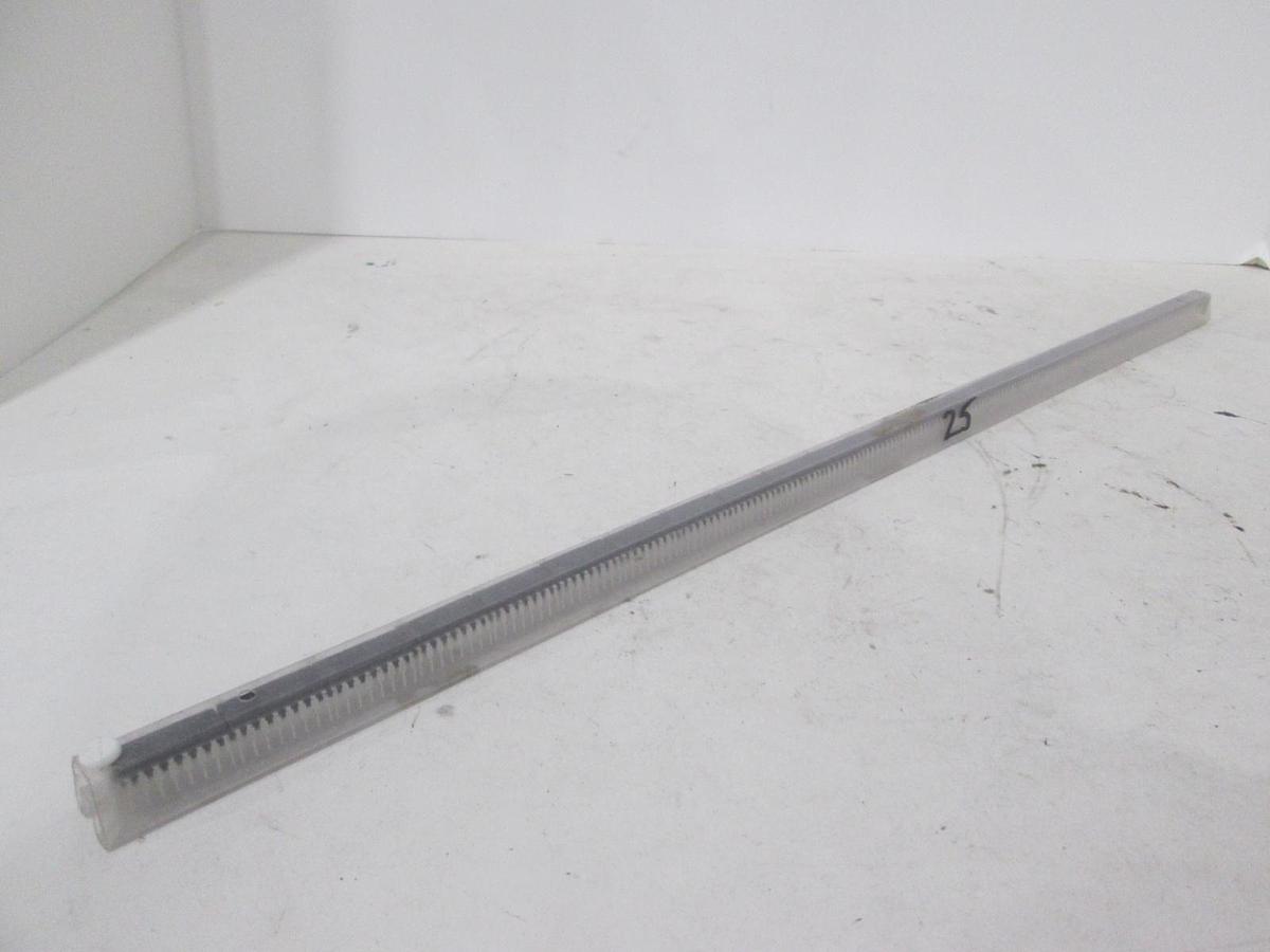 Motorola, SN74LS379J, Integrated Circuit, New, Lot of 25