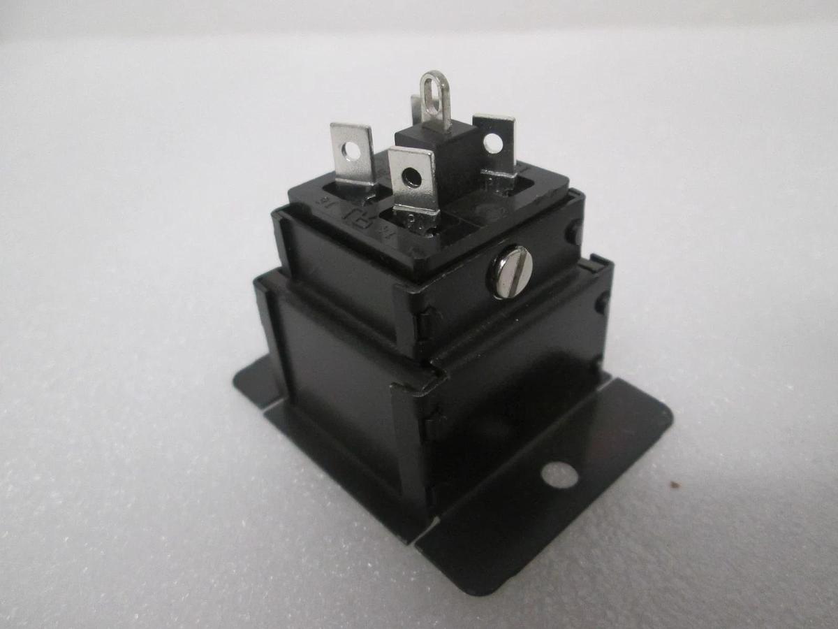 Beau, 5 Pin, Plug In, 116-661, New. Lot of 10