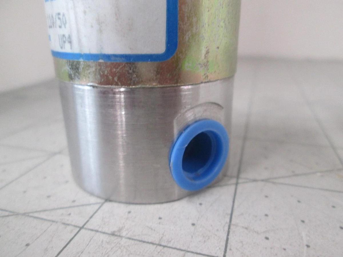 Skinner Honeywell, V52DA2052, Valve, 11W, 50 PSI, 120-60V, 110/50Hz, New
