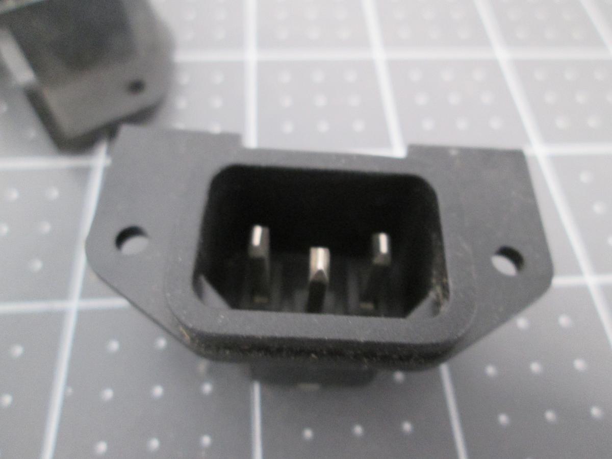 IEC 320 C14 panel-mount male power inlet socket NEW Lot of 20