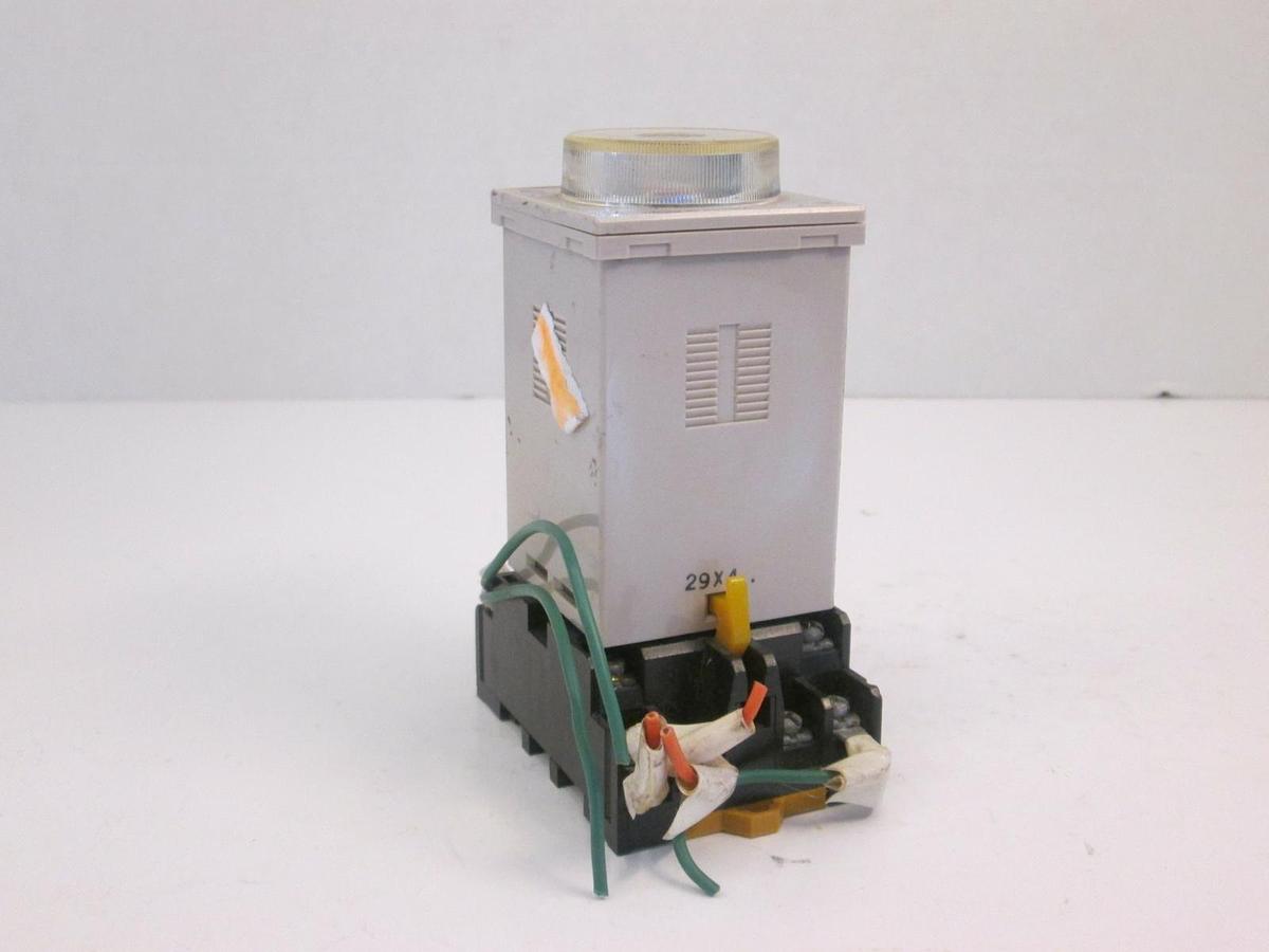 Used Omron H3BA With Base 24 VDC, 5A, Used