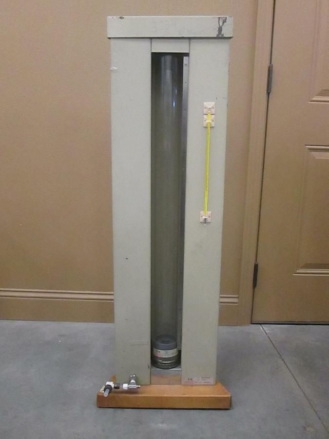 Used Brooks Instrument 1055A1, B-924-A-008-WA-A Flowmeter, 150C, volume calibration