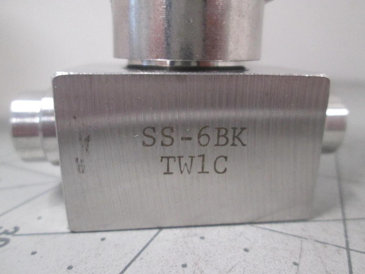 Swagelok SS-6BK-TW1C Bellows Valve, Butt Weld, New