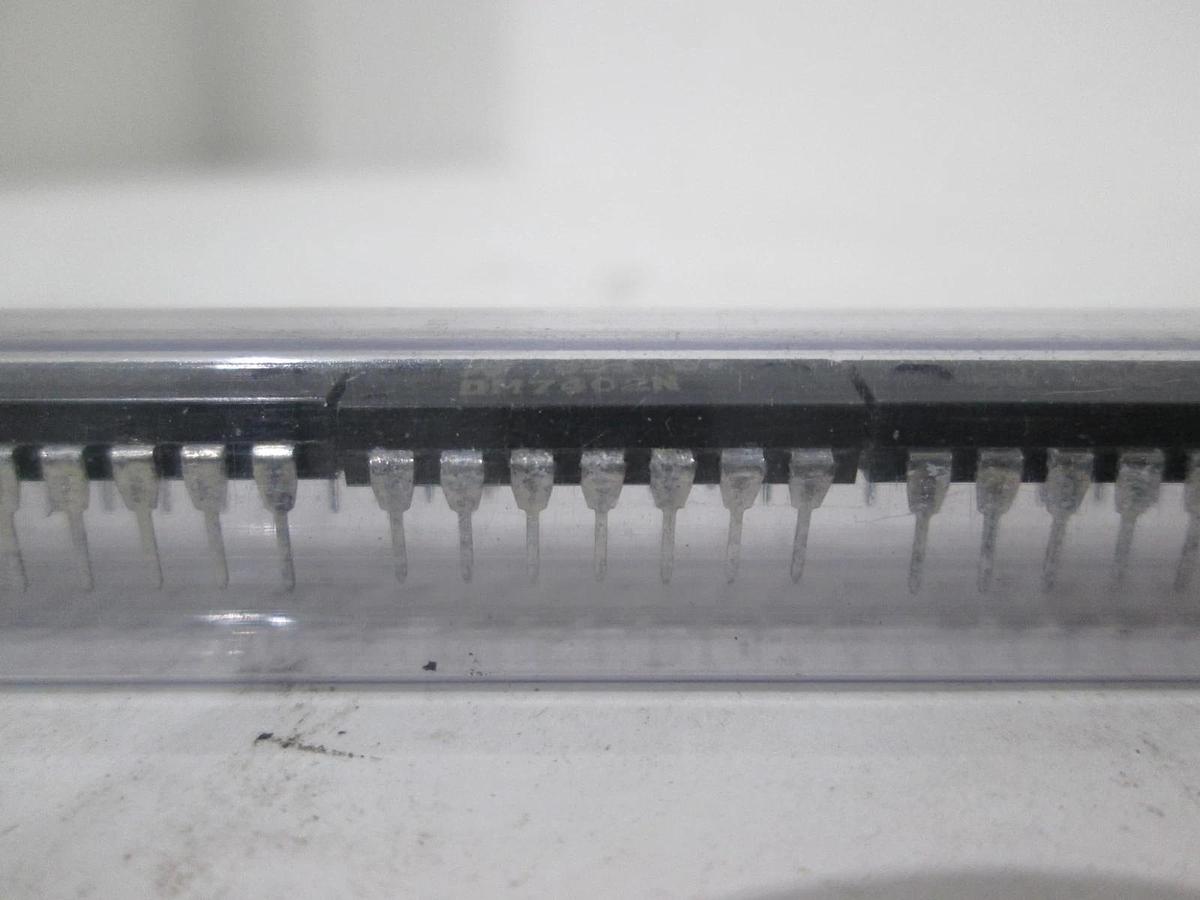 National Semiconductor, DM7402N, Integrated Circuit, New, Lot of 25