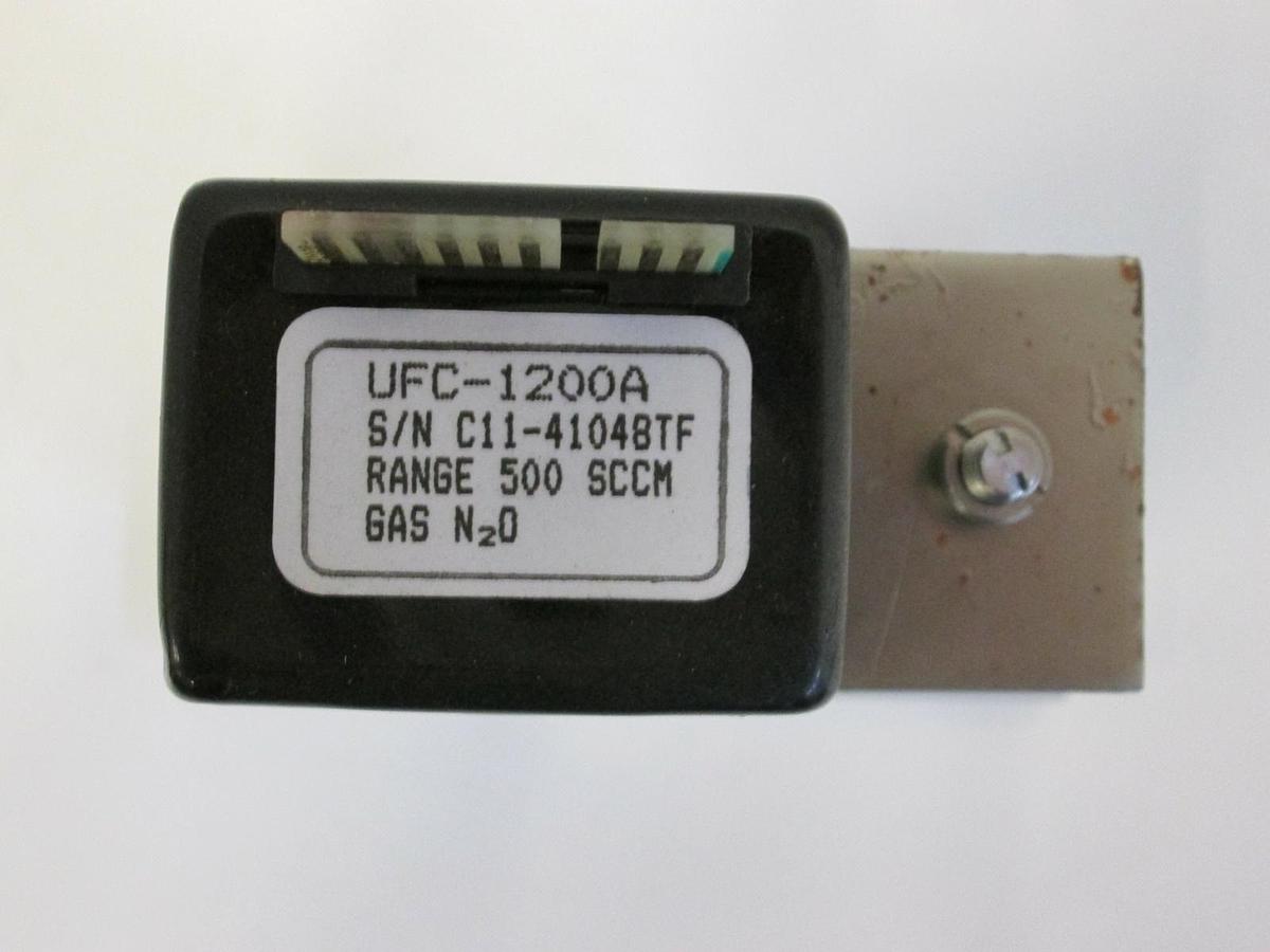 Used Unit UFC-1200A Mass Flow Controller MFC, N2O, 500 SCCM, 1/4" Male