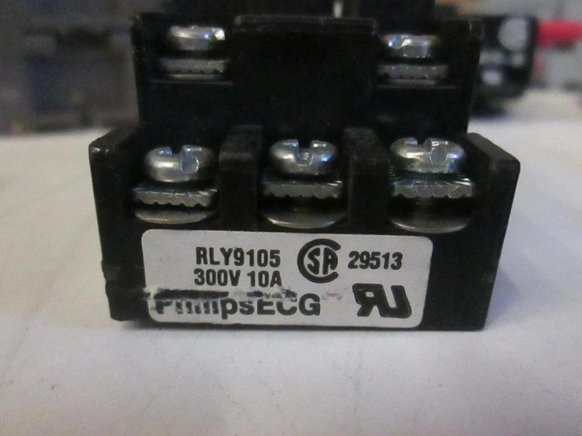 Used Assortment of Base Socket for Relays, Used Lot of 19