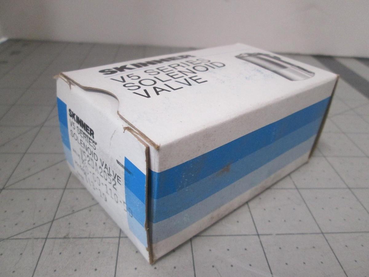 Skinner Honeywell, V52DA2052, Valve, 10W, 50 PSI, 120-60V, 110/50Hz, New