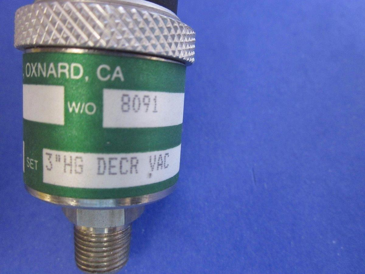 Used GECO Corp.  V110-31W2/3380 Pressure Sensor, 115VAC, 1A, 29.9"HG
