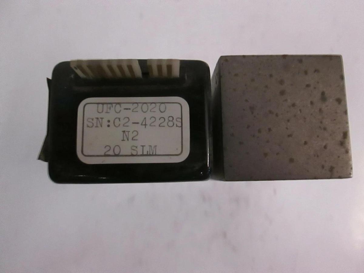 Used Unit UFC-2020 Mass Flow Controller, N2, 20 SLM, 1/4" MVCR, Used