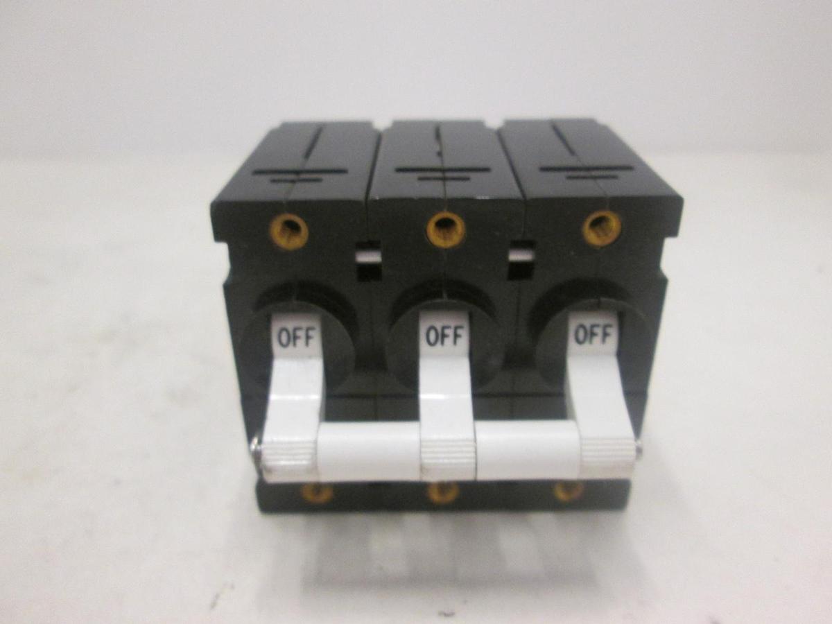 Used Carling Switch, AA3-B0-24-620-381-C, 20 AMP CIRCUIT BREAKER 3P, New