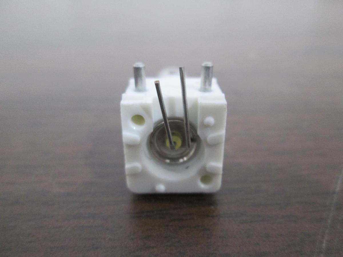 Used AMP, 227161-1, BNC White Body RA Tin Contact, New, Lot of 21